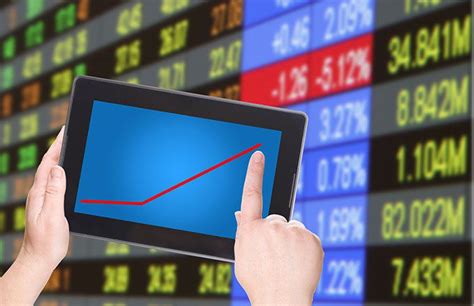 Basics of the Mechanics Behind Electronic Trading .